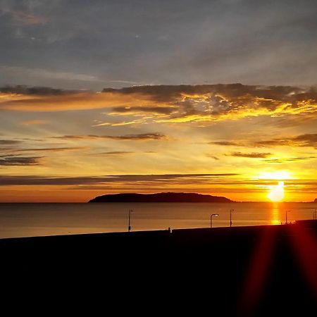 Sea View Apartment スランバイルベハン エクステリア 写真