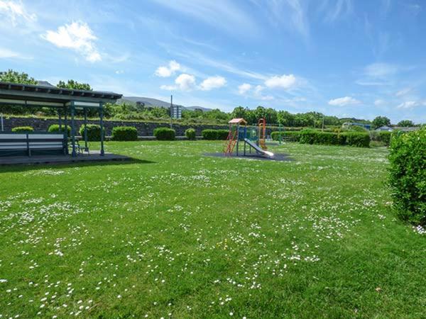 Sea View Apartment スランバイルベハン エクステリア 写真