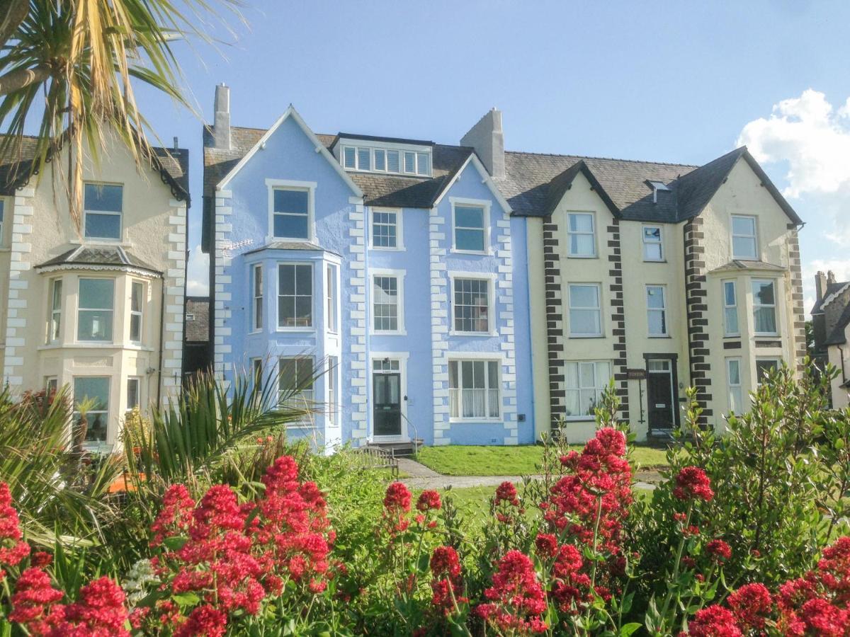 Sea View Apartment スランバイルベハン エクステリア 写真