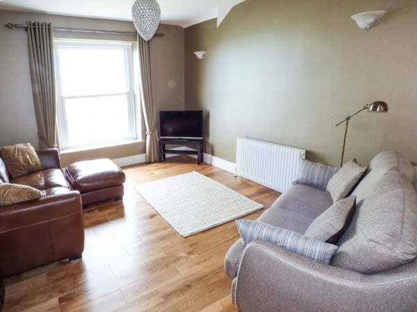 Sea View Apartment スランバイルベハン エクステリア 写真